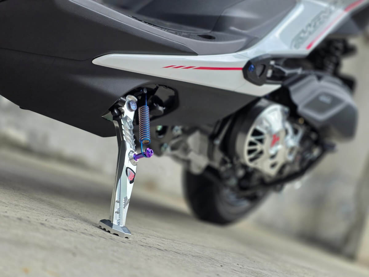 巴風特七代勁戰專用五軸CNC側柱