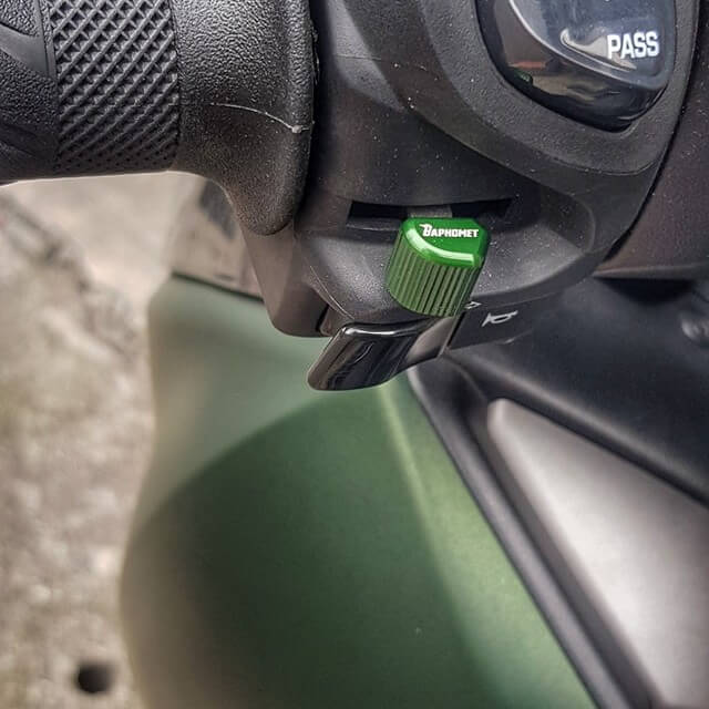 鋁合金陽極方向燈、大小燈開關魔豆