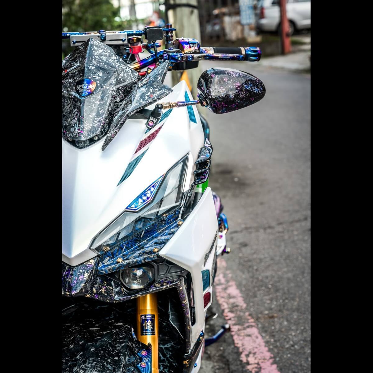 碳纖維小盾空力套件