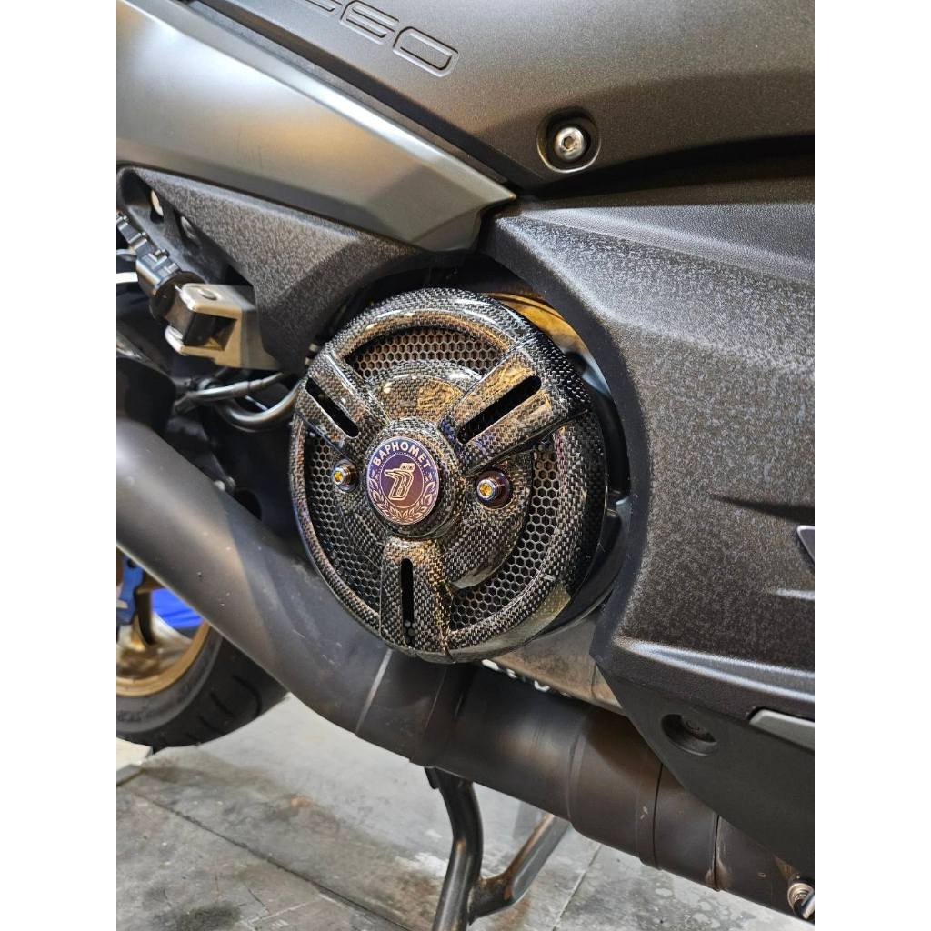 碳纖維引擎護蓋_輪框造型