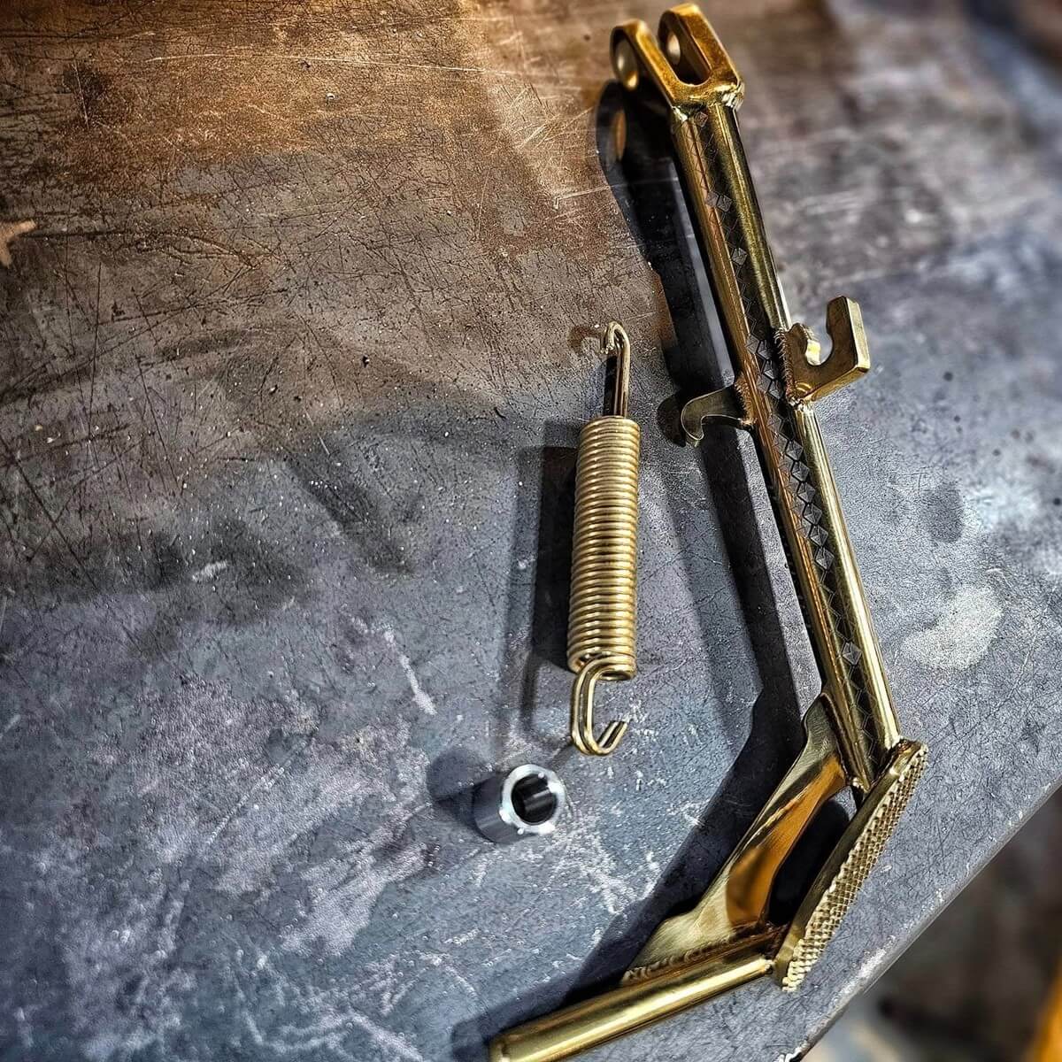 不銹鋼車身側邊柱