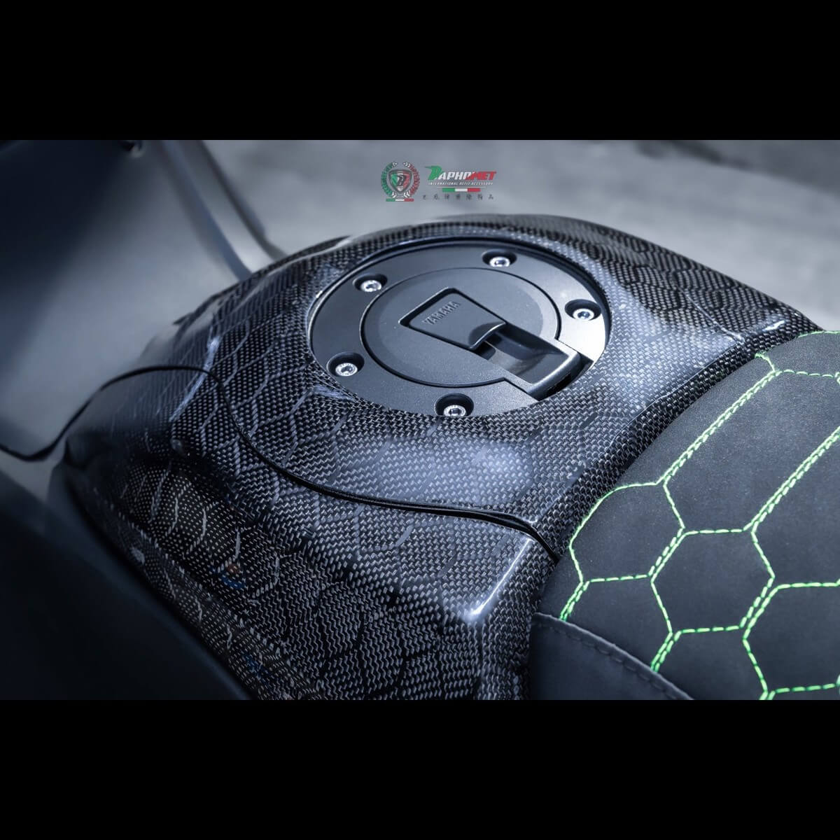 碳纖維油箱三件組貼片