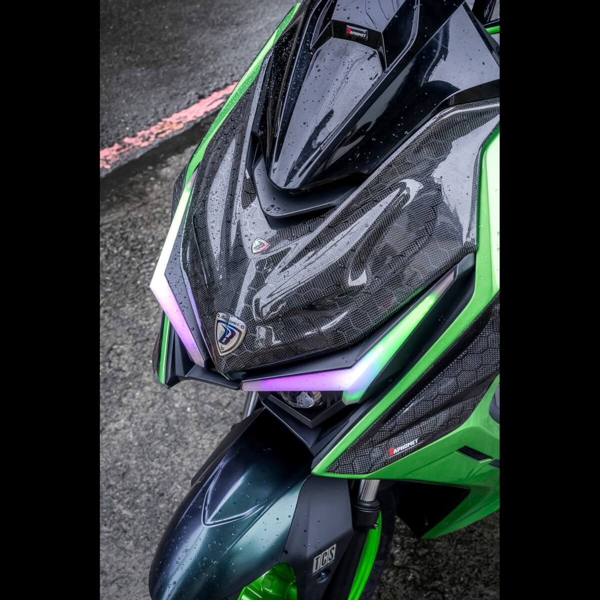 正碳纖維大盾貼片