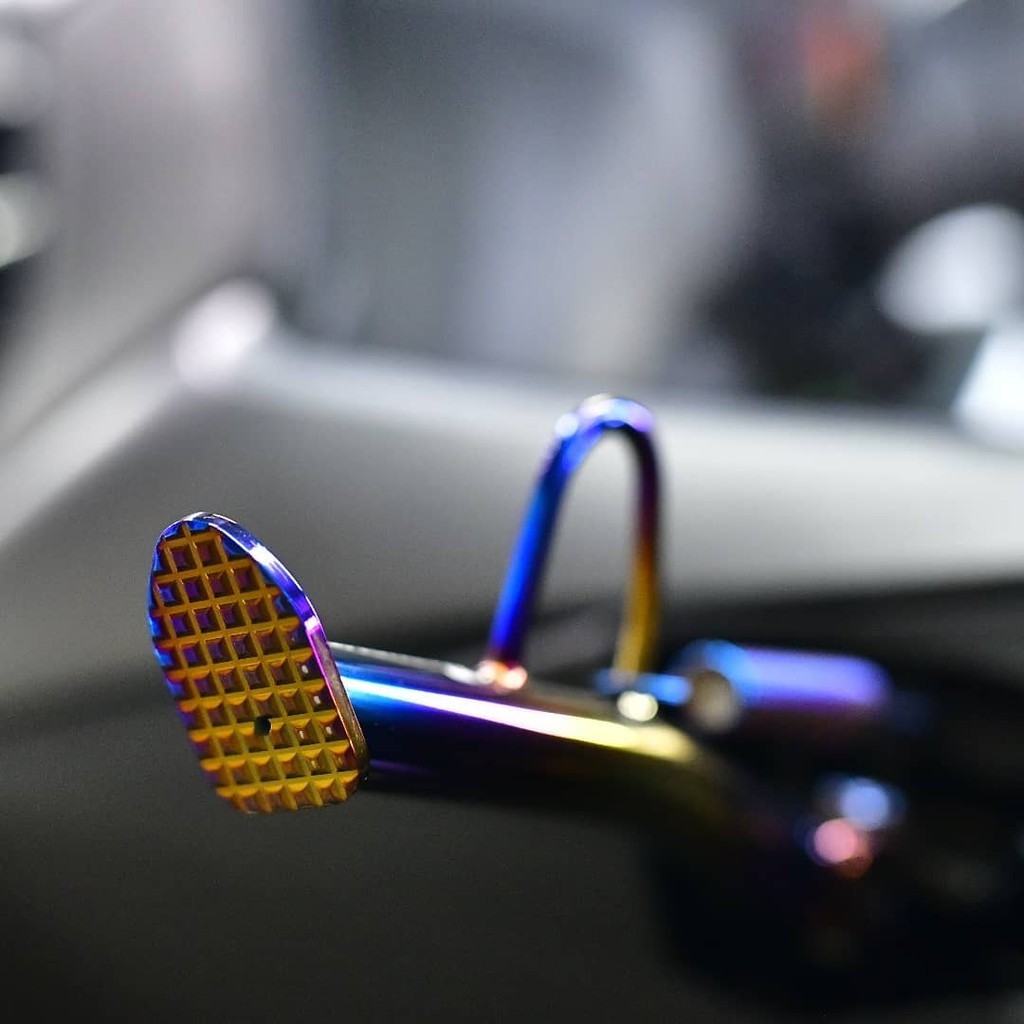 鈦合金車身側邊柱