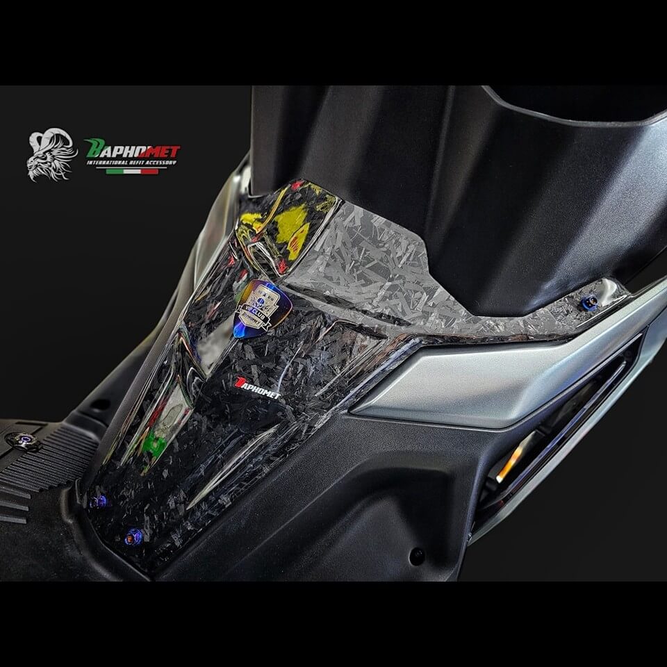 正碳纖維龍骨內裝貼片