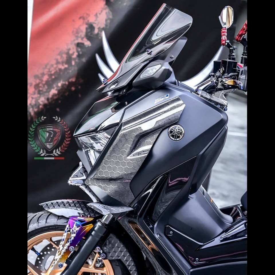 碳纖維車頭左右寬體套件