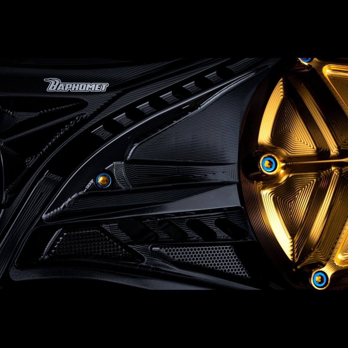 鋁合金CNC一體式傳動蓋_渦輪暴君