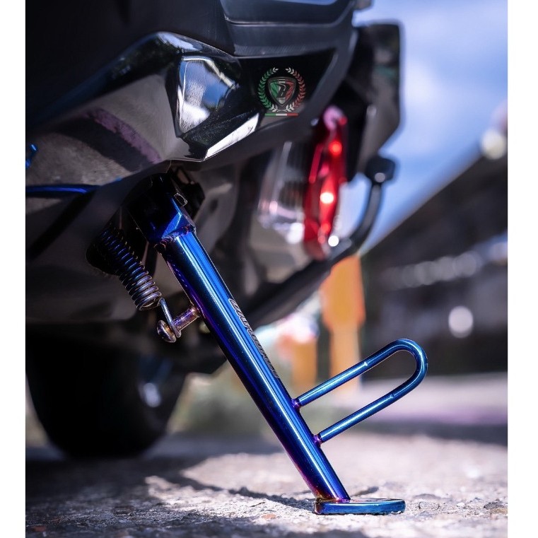 不銹鋼鍍鈦車身側邊柱