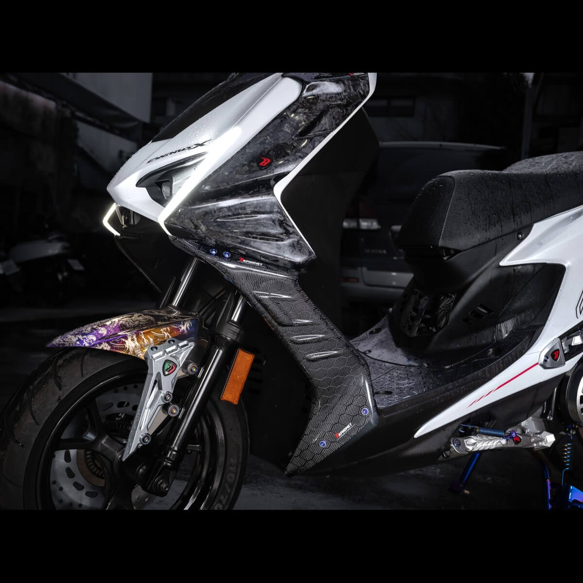 碳纖維上寬體空力套件