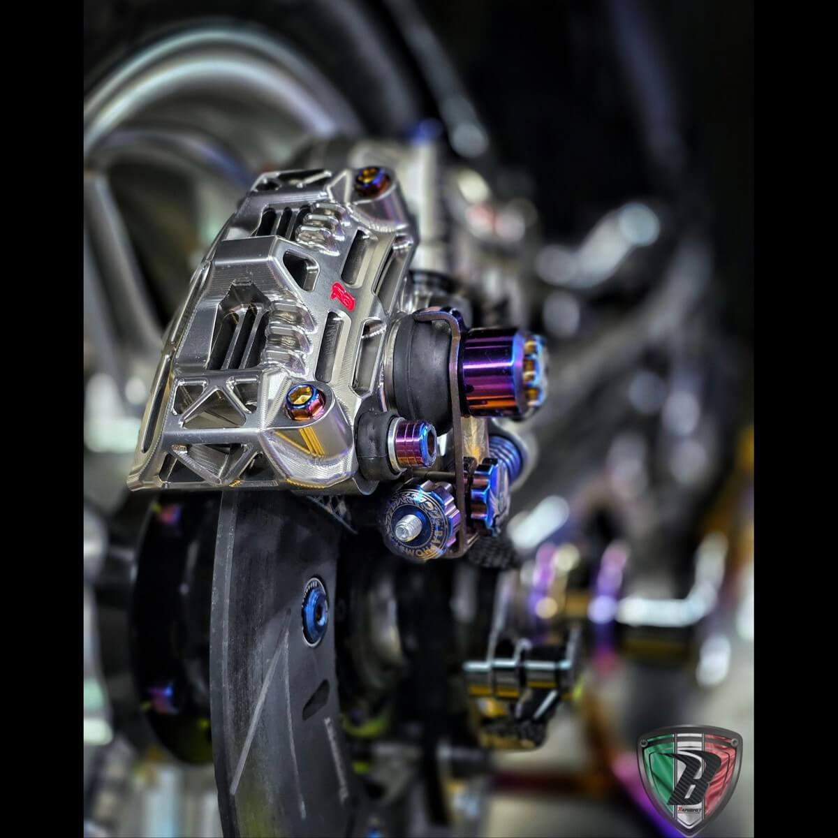 鋁合金輻射手煞車卡鉗_高階鰭片款V3