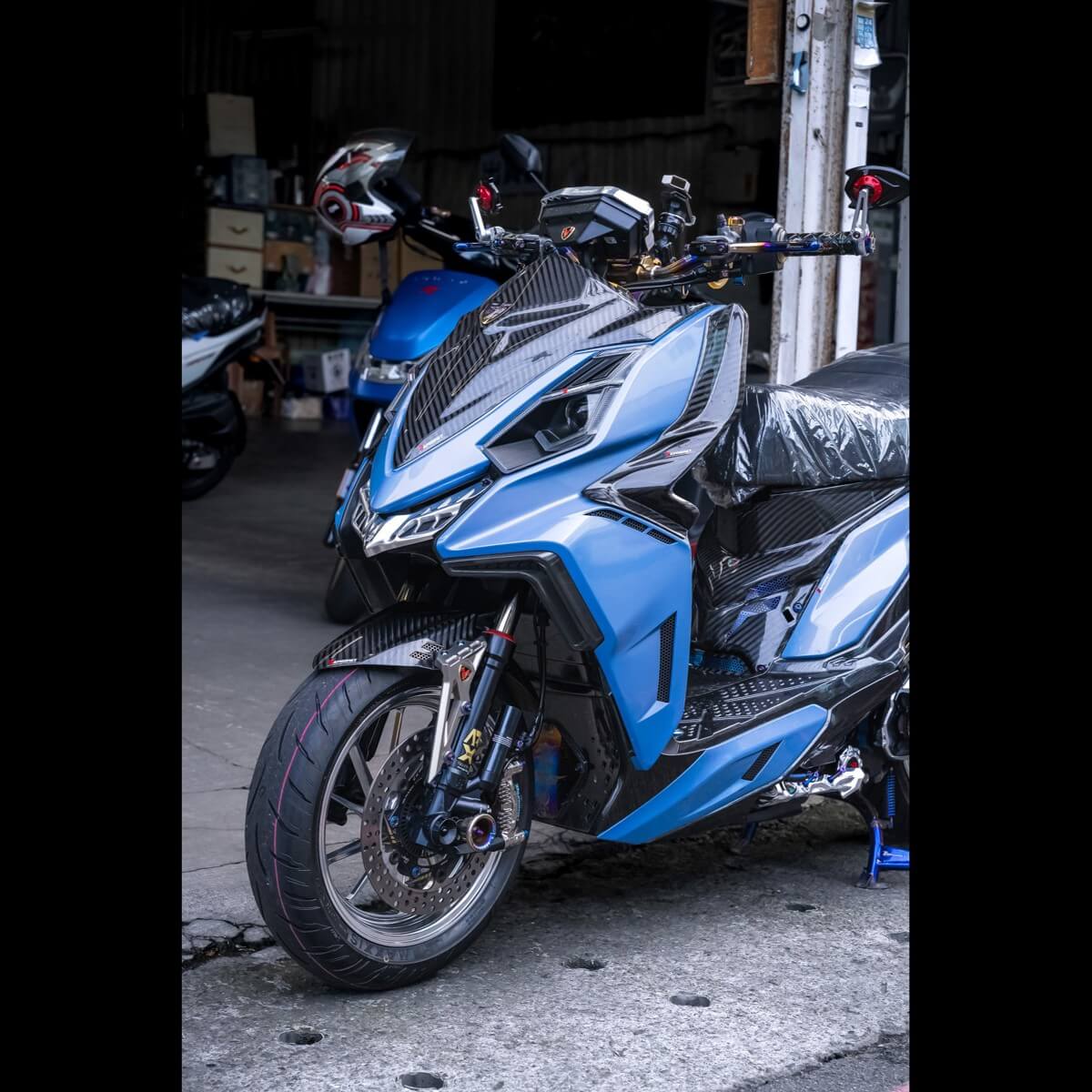 正碳纖維大盾貼片