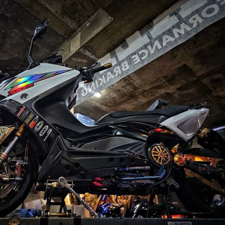 鋁合金引擎護蓋_輪框造型