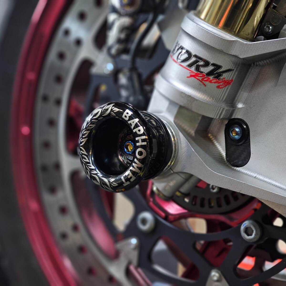 鈦合金防摔杯 (TMAX前後輪專用)