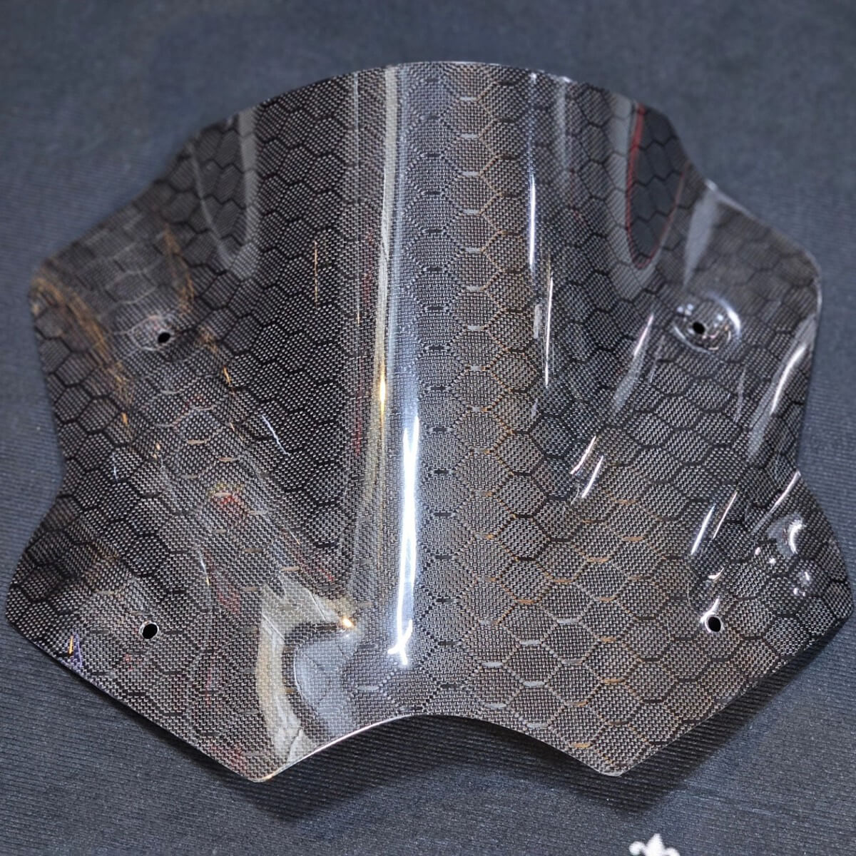 碳纖維擾流短風鏡