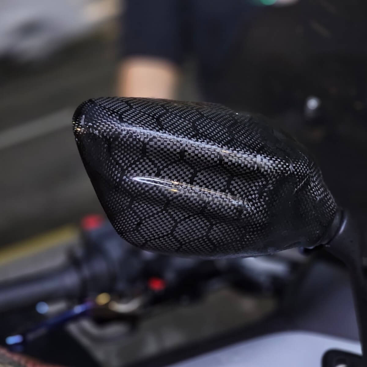 碳纖維後照鏡貼片_V2