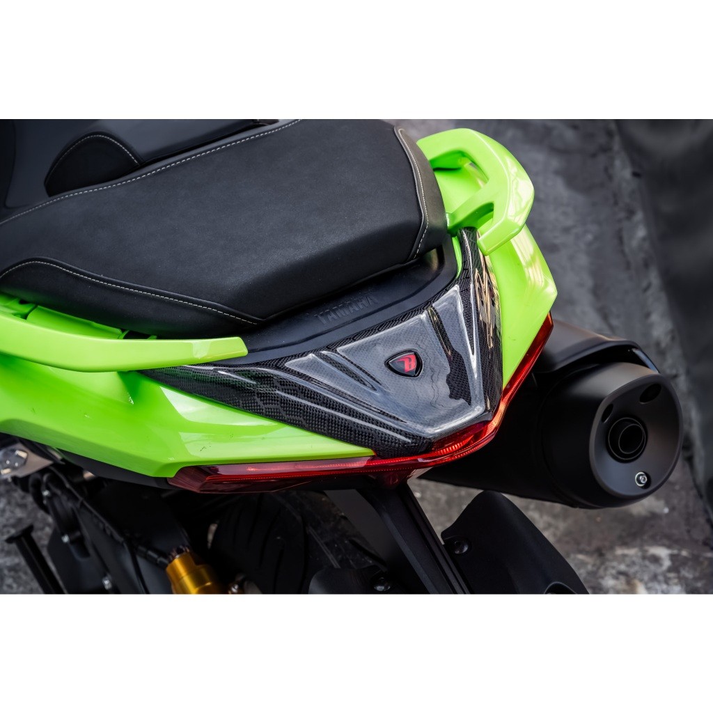 碳纖維尾燈上蓋