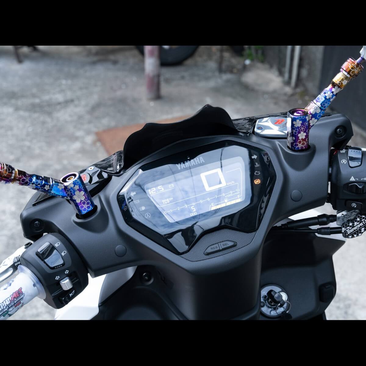 碳纖維擾流風鏡