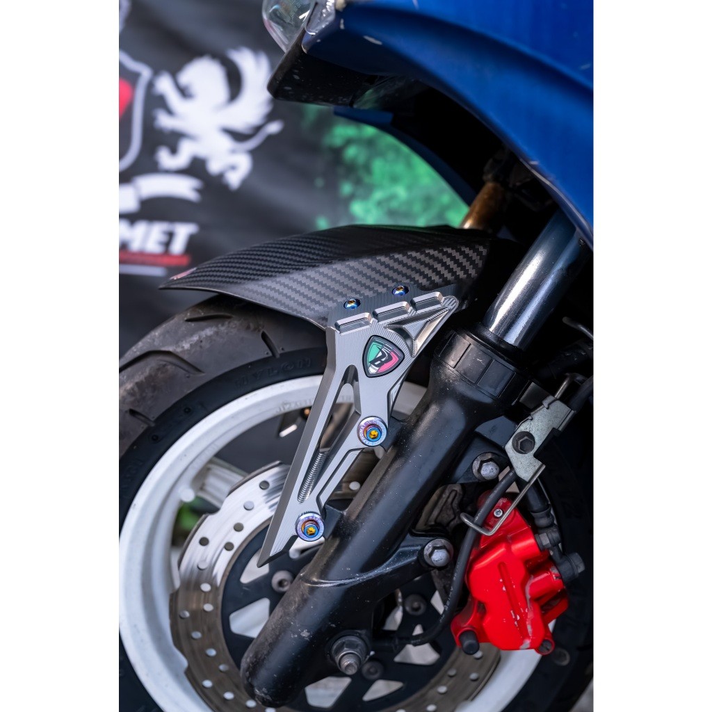 鋁合金CNC分離式前土除_塑料碳纖維壓紋版