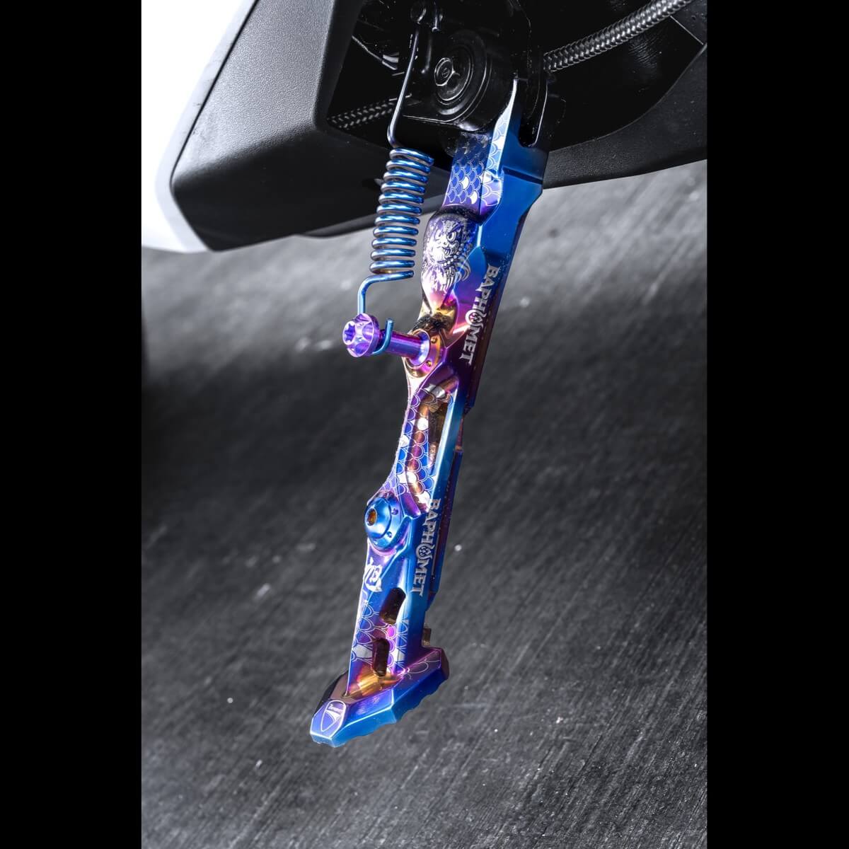 鈦合金CNC車身側邊柱