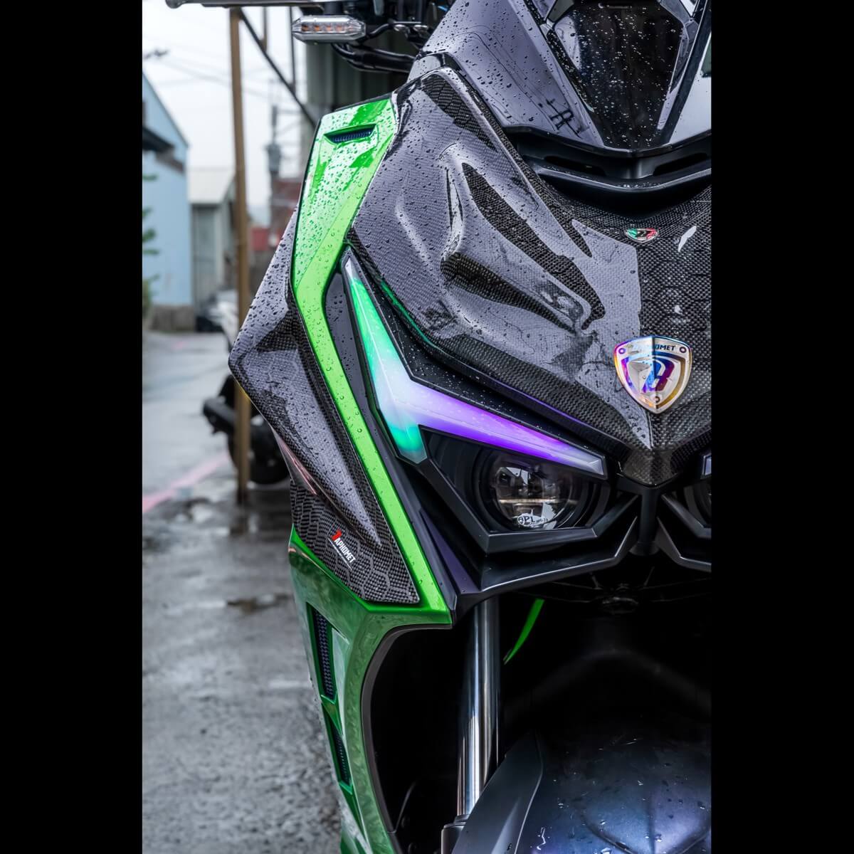 正碳纖維大盾貼片