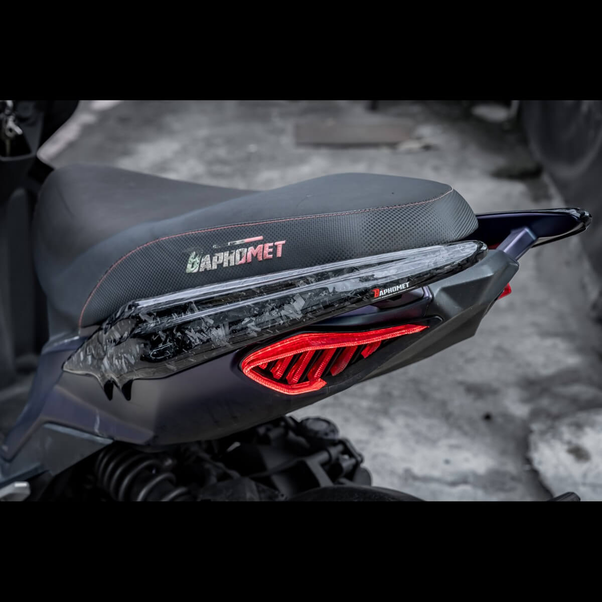 碳纖維後扶手貼片