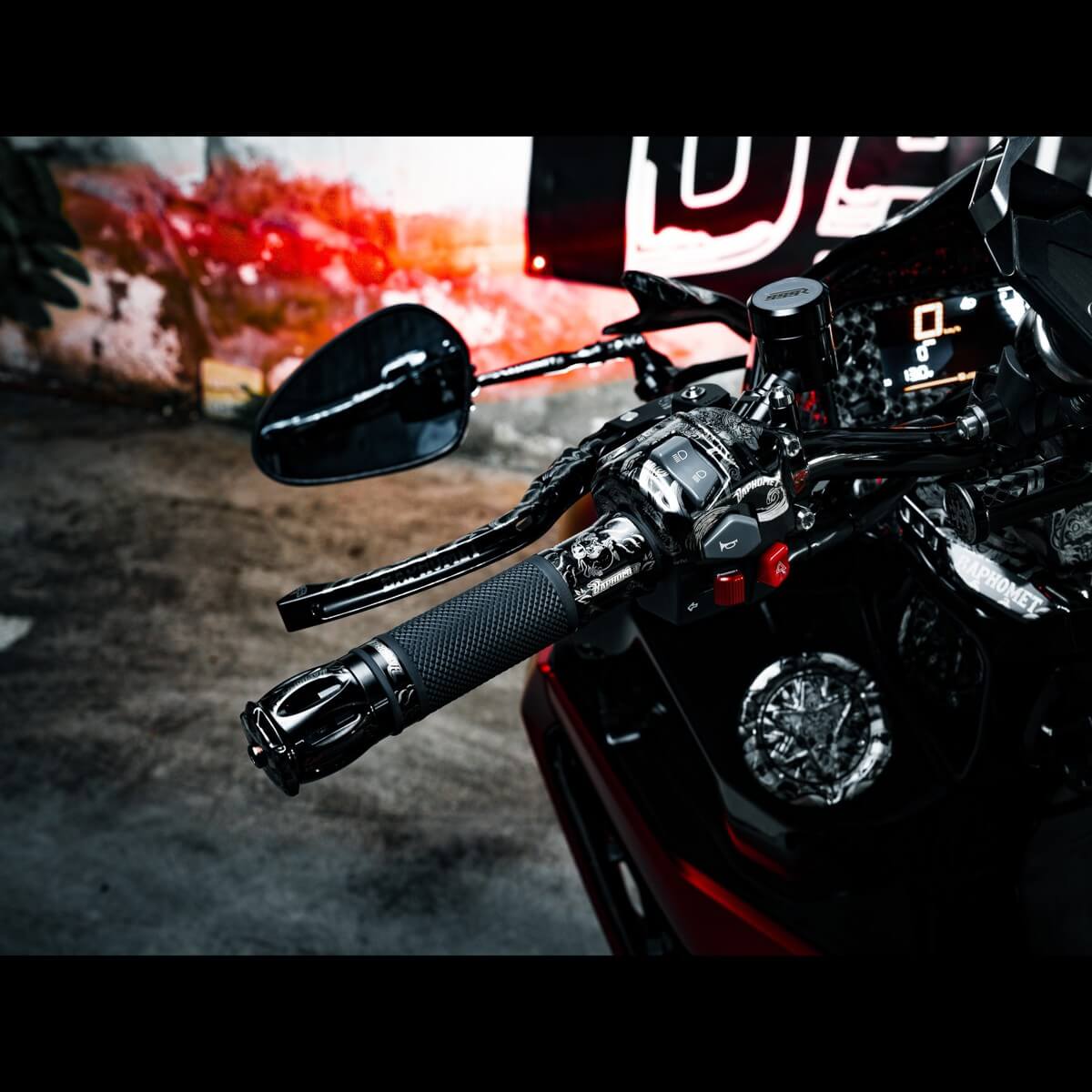 鈦合金簍空版端子