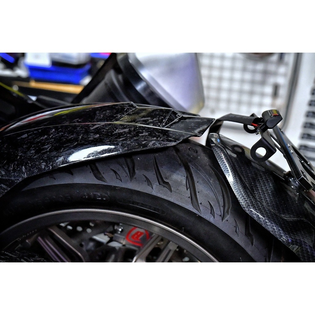 碳纖維後內土除